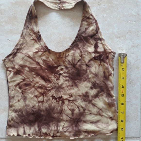 Adorable halter crop top - Picture 7 of 8